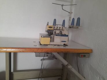 4 ниточная бу: Швейная машина Оверлок, Ручной