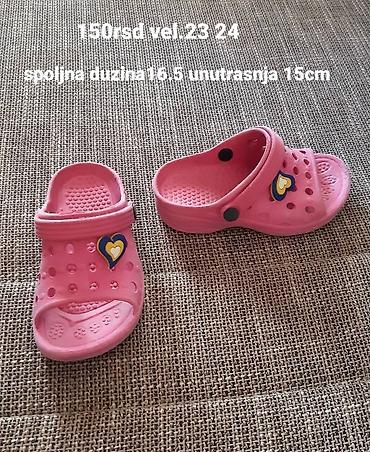 sinsay bebe devojcice: Dečije klompe/sandale – roze boje sa srcem dekoracijom. Prozračna — 1
