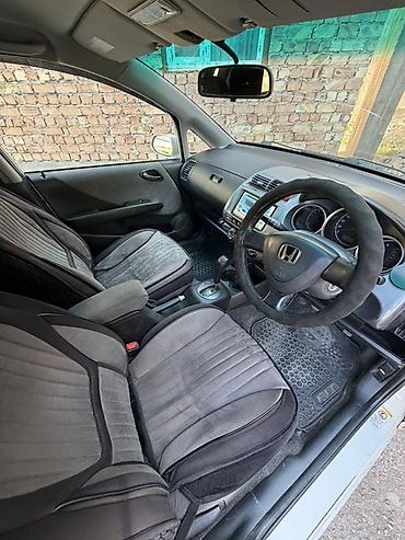 byd leopard 5 бишкек: Honda Fit: 2002 г., 1.3 л, Автомат, Бензин, Хэтчбэк — 9