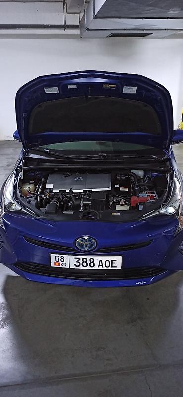 разметка дорог: Toyota Prius: 2018 г., 1.8 л, Автомат, Гибрид, Лифтбек — 6