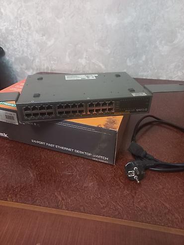 Modemlər və şəbəkə avadanlıqları: D‑Link DES‑1024D 24-port Fast Ethernet switch Xüsusiyyətlər: - 24x — 1