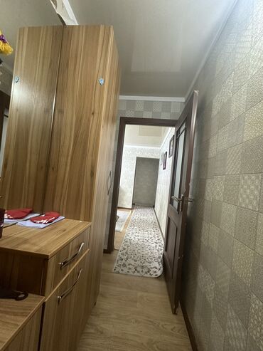 Продажа квартир: 3 комнаты, 58 м², 104 серия, 1 этаж, Евроремонт