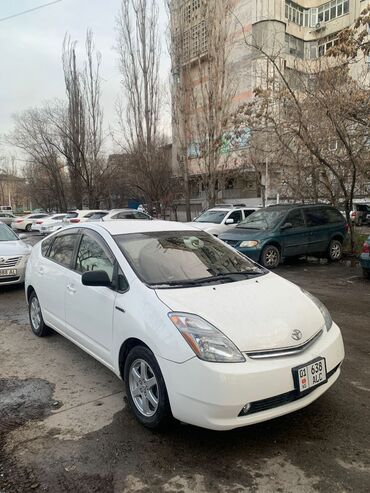 хорошие телефоны: Toyota Prius: 2005 г., 1.5 л, Вариатор, Гибрид, Хэтчбэк