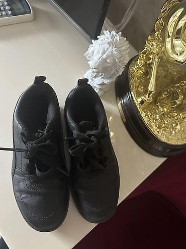 Krasofkalar və idman ayaqqabıları: Puma qara idman ayaqqabısı orgınaldı - Brend: Puma - Rəng: tam qara — 2