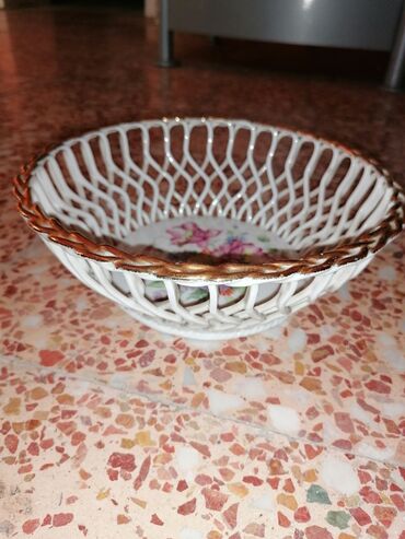 Other Home Decor: Basket