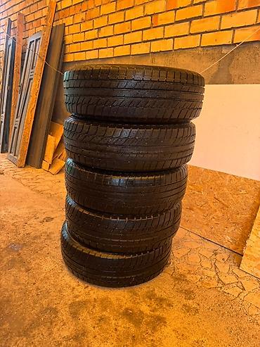 Комплект зимних шин M+S, 5 штуки. Размер: 235/60 R16, индекс нагрузки