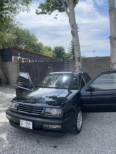 audi 90: Volkswagen Vento: 1993 г., 1.8 л, Механика, Бензин, Седан — 3
