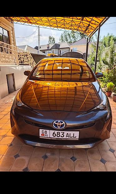hilux surf 130: Toyota Prius: 2016 г., 1.8 л, Автомат, Гибрид, Хэтчбэк — 3