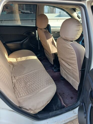 Ford: Ford Focus: 2003 г., Механика, Бензин, Универсал — 2