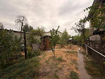 тимирязева: ПРОДАЁТСЯ полдома В ЦЕНТРЕ БИШКЕКА на участке 3.5 сотки 113 000$. 📍 — 10