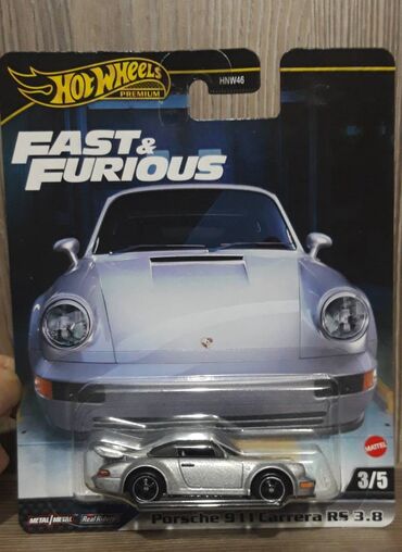 oğlan üçün oyuncaqlar: Hot Wheels premium - Porsche 991 Carrera RS 3.8 (boz) - 29 AZN