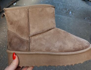 ugg cipele zenske: Ugg čizme, 40