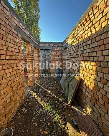 мечит: 🏠Продается дом в г. Шопоков, верхняя зона 🟡 Комнаты: 4 🟡 Участок: 8 — 8