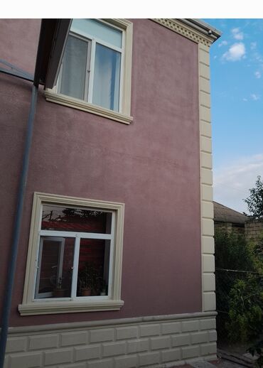 Digər tikinti materialları: İki mərtəbəli evlərin fasadının üzlənməsi üçün müxtəlif rəng və
