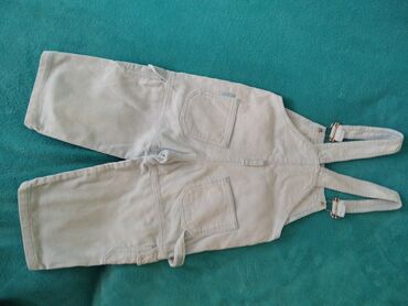 Kompleti: Kompletic pantalone na tregere od sitnog somota I 2 majice dugih — 9