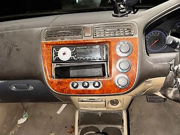 step vagon: Honda Civic: 2004 г., 1.7 л, Вариатор, Бензин, Седан — 10