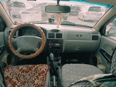 Kia: Kia Rio: 2004 г., 1.6 л, Механика, Бензин, Универсал — 10