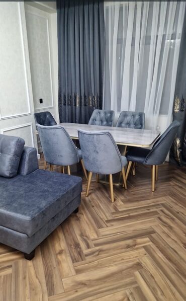 Otaq qapıları: Divan iki kreslo 100 manat vanna 40 manat Aspirator 70 manat — 6