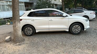 аато в рассрочку: Электрический кроссовер BYD Е2 арендага берилет год 2022 кунуно 2000