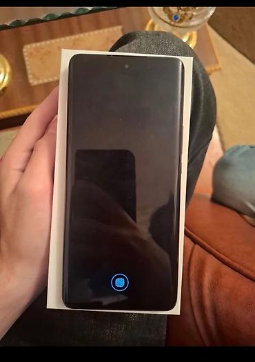 a 3 telefon: Honor rəng - Qara, Barmaq izi — 3