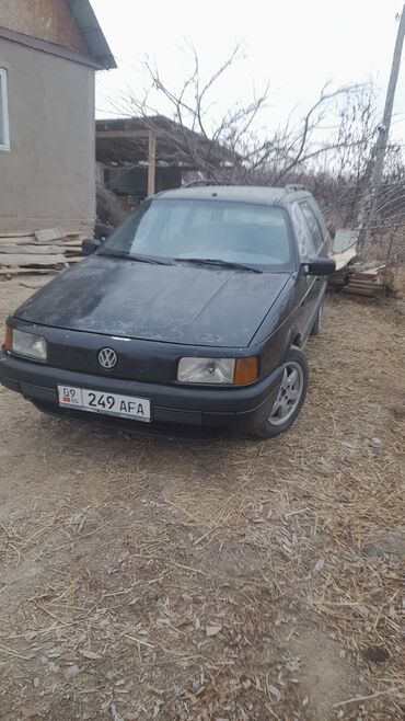 Volkswagen: Volkswagen Passat: 1991 г., 1.8 л, Механика, Бензин