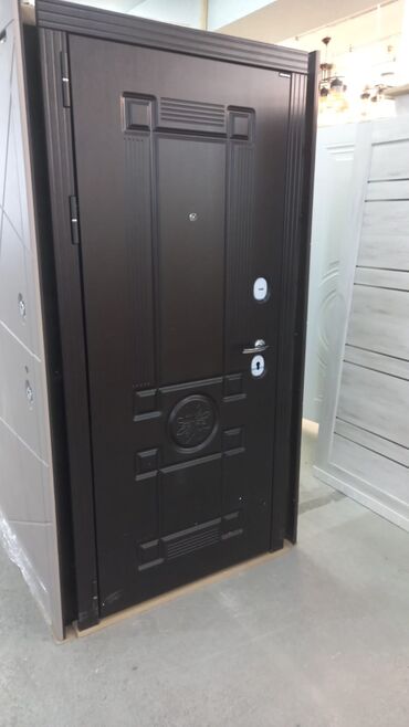 Giriş qapıları: Yeni Giriş qapısı Zamok və çərçivə ilə, Zəmanətli, Pulsuz quraşdırma, Pulsuz çatdırılma, Ünvandan götürmə, Rayonlara çatdırılma — 3