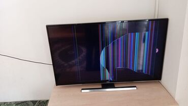 tlvzorlar: İşlənmiş Televizor Vestel Led 82" Ünvandan götürmə