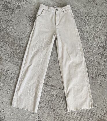 рубашка xl: Джинсы и брюки, цвет - Белый, Б/у