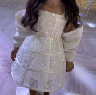 Bayram kostyumları: Uşaq üçün zərif ağ ziyafət/libas - Model: qısa ətəkli, korset üstlü — 6