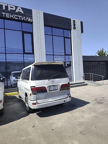 салон т5: Toyota Town Ace: 2000 г., Автомат, Бензин, Минивэн — 1