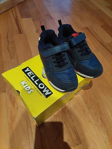 синие детские туфли: YELLOW KIDS.33razmer.flodan endirimde 35 man alinib.10 man — 2