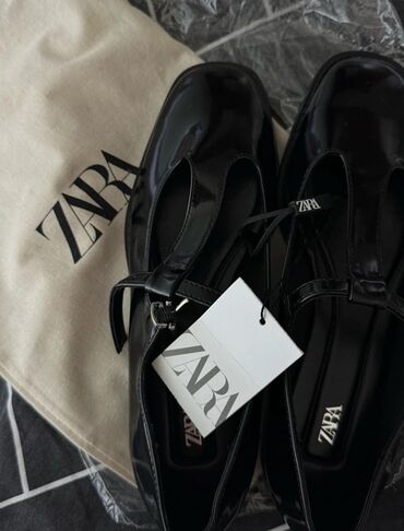 свадебные платья мусульманок: Туфли, 38, Zara, Жаңы, түсү - Кара, Өзү алып кетүү