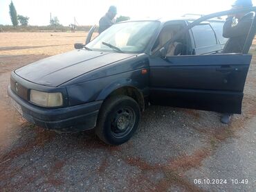 Volkswagen: Volkswagen Passat: 1993 г., 1.8 л, Механика, Бензин, Универсал