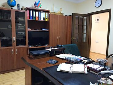 Ofislər: Nəsimi rayonu ərazisində səfirlik üçün tam yararlı 1600 kvm 5 — 3