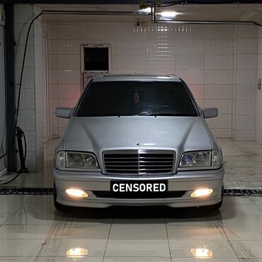 4 goz turbo az: Mercedes-Benz C 240: 2.4 l | 2000 il Sedan