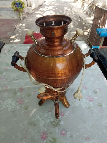 elektrik caydan qiymetleri: Mis korpuslu elektrik samovarı - Material: cilalanmış mis gövdə
