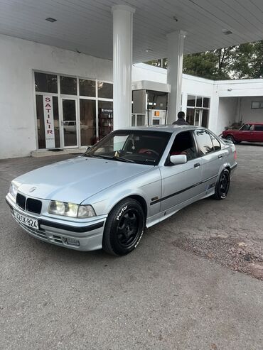 BMW: BMW 3 Series E36 sedan, gümüş rəng. - Kuzov: 4 qapı, M3 üslubunda yan — 8