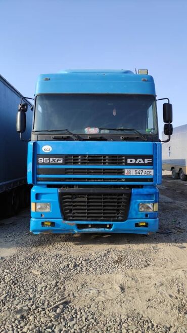 Тягачи: Тягач, DAF, 1996 г., Тентованный