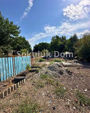 the level: 🏠Продается дом в с. Сокулук 🟡 Комнаты: 2 🟡 Дополнительно: Продается — 4