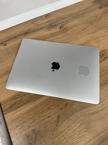 видеокарты gddr6: Ноутбук, Apple, 8 ГБ ОЭТ, Apple M1, Татаал эмес тапшырмалар үчүн, эс тутум SSD