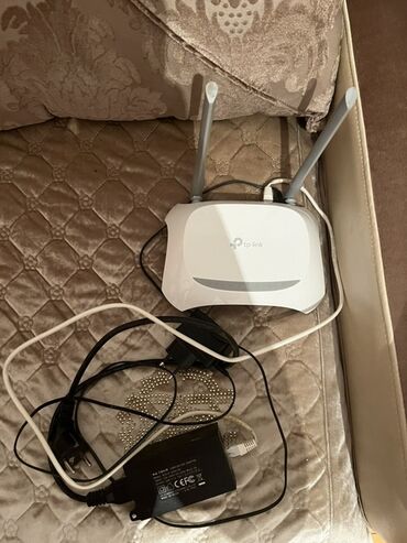 Комплектующие для ПК и ноутбуков: TP-Link istehsalı olan bu ağ ruter ev və ya ofis şəbəkələri üçün