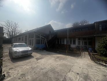 Аренда помещений свободного назначения: Сдается на долгий срок недвижимость с закрытой территорией и удобным — 3