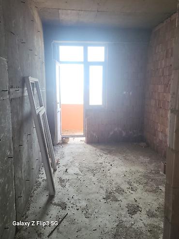 abşeron gencler şeherciyi: 3 otaqlı, Yeni tikili, 73 kv. m — 4