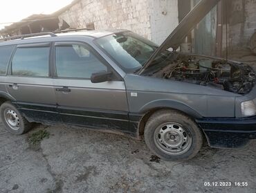 меняю на пассат универсал: Volkswagen Passat CC: 1989 г., 1.8 л, Механика, Газ, Универсал