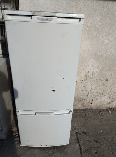 двигатель холодильника: Муздаткыч Колдонулган, Эки камералуу, De frost (тамчы), 60 * 15 * 60, Бөлүп төлөө менен
