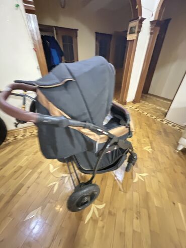 Gəzinti arabaları: Üçtəkərli araba — 9