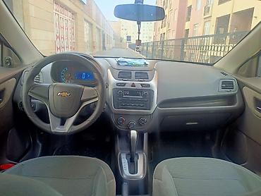 primicka taksi: Chevrolet Cobalt: 1.5 l | 2024 il 150000 km Sedan — 8