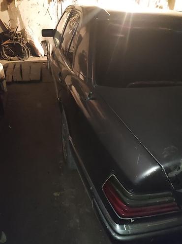Mercedes-Benz W124: 1988 г., 2.3 л, Кол менен иштөөчү, Бензин, Седан — 6