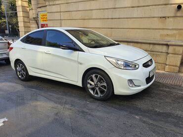Hyundai: Hyundai Accent: 1.6 l | 2013 il Sedan — 8
