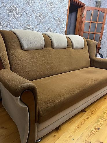 heyet ucun divan: Mebel növü: 3 nəfərlik divan ölçüsü 2metr - Rəng: isti qəhvəyi/bej — 3